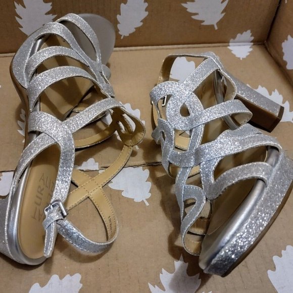 Naturalizer Cameron Sandal Sling Heels Strappy Silver Platform 8.5 ~ Hardly worn - Picture 4 of 11